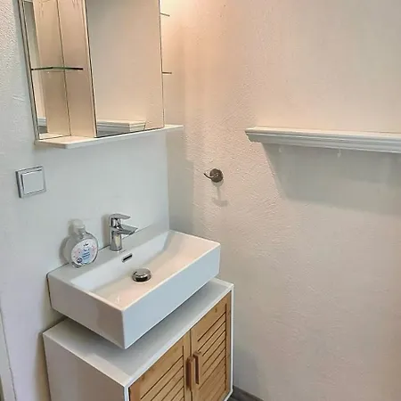 Ruhige Mit Schoener Aussicht Appartement
