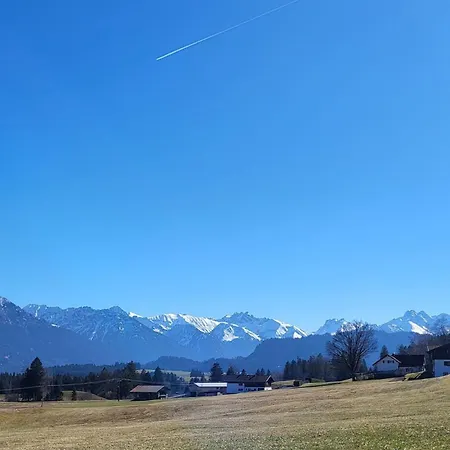 Ruhige Mit Schoener Aussicht Bolsterlang