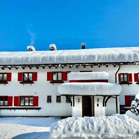 Ruhige Mit Schoener Aussicht Apartamento Bolsterlang