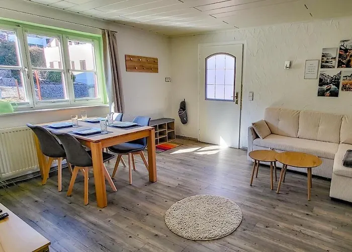 Apartament Ruhige Mit Schoener Aussicht